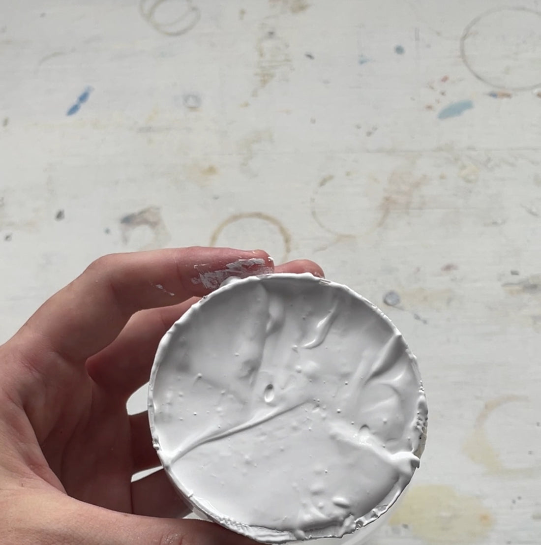 The perfect gesso recipe for stretching canvases